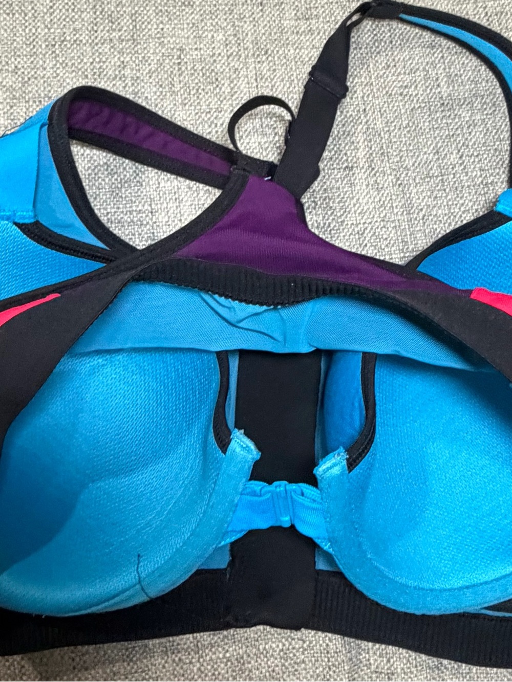 VSX Sport 38C High Support Underwired Zip Front Colorblock Racerback Bra - Picture 5 of 6